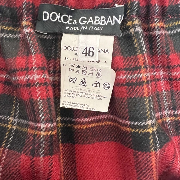DOLCE & GABBANA wool plaid skirt - elastic waist & fringed hem - Picture 2 of 9